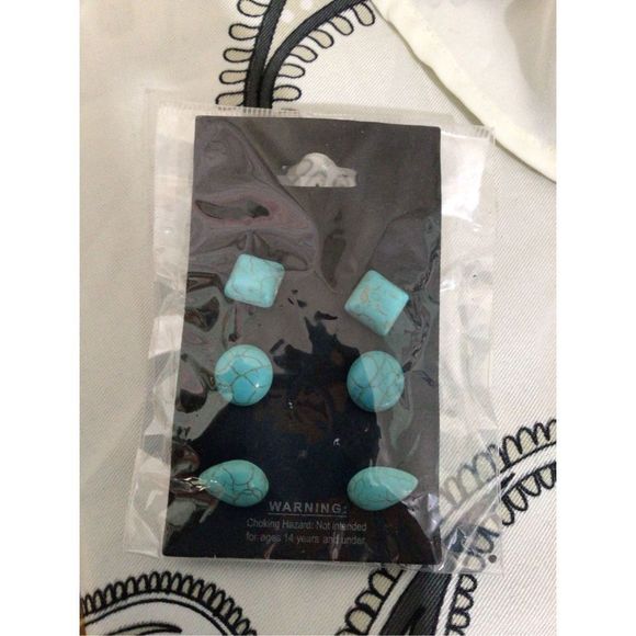 NWT 3 Pair Fashion Earrings Turquoise Stud Earrings 🪻🌸 - Picture 5 of 8